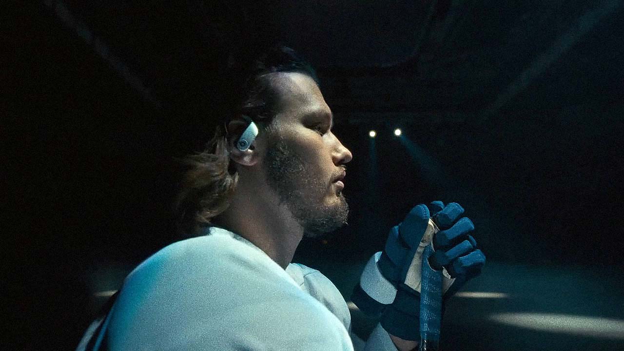 Beats Mikhail Sergachev